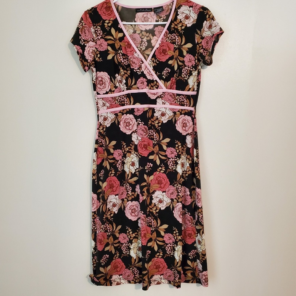 F.L.P. Faith Love Passion Dress Women S Multicolor Floral V-Neck Knee Length